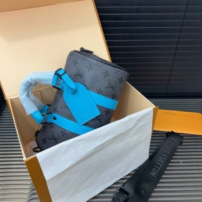 Louisvuitton 路易威登 高版本 Lv Keepall 25 系列手袋 印花手提斜挎包 单肩包 实物拍摄 原厂原版面料 配送防尘布袋 折叠礼盒 15