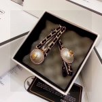 特 两件套 配全套包装Chanel 香奈儿 今年最好卖的新款Vintage中古复古链条发夹超仙的一对 时髦精 随便入的款