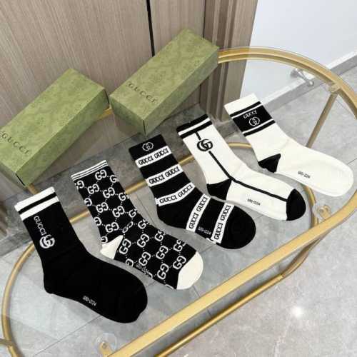 配包装 一盒五双 Gucci 古奇网红爆款出货~G家新品专柜对版袜子纯棉材质织造，超级柔软舒适，罗口经典金线双G，超级抢眼，Ins超火爆小单品，大牌出街，潮人必