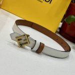 特 P170 Fendl 芬迪 宽20Mm，原单进口小牛皮，搭配原单钌钯电镀F扣，手感.油边近乎完美，原产皮料定制，质感无可挑剔，出众的细节，高清实拍，货真价实