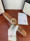 Gucci 此细款腰带用采光头小层牛皮 精制而成，配以双G带扣。宽度 ：3.0 Cm
