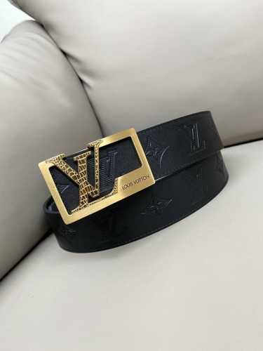 Lv 路易威登 4.0宽度 原单工厂P销售进口小牛皮制作 精致优雅高贵 细节设计风格展现 纯钢五金材料 细致处理纯手工定制 4D压印彰显个性十足