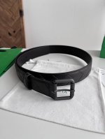 Bv 2026最新款男士编织腰带 纯手工Intreccio大格子编织 意大利原厂荔枝纹小牛皮 扁孔设计 搭配真空枪色带格纹滚轮针扣 可活动皮圈 宽度35Mm 颜