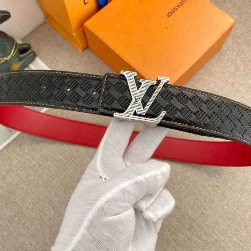 Lv 特种皮腰带系列 ，原厂五金精品不锈钢扣，手感柔软舒适 宽3.8Cm。