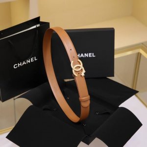 chanel 24C 麦穗 星星 与 水钻白 Logo搭扣 黄铜金属平纹牛皮腰带 手感柔软 细腻 3.0Cm 码数75- -