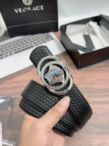 范思哲原单，宽度了3.8Cm,原版皮商务休闲两用，911588
