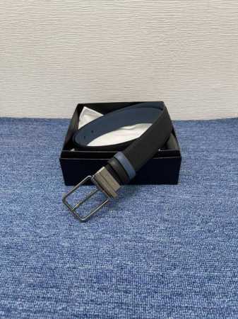 prada 普拉达 专柜同款 男士休闲双面用腰带 宽3.4Cm 采用光滑双面头层小牛皮 采用简约外形设计，其上以prada徽标装饰，勾勒精致细节，是prada男 - 点击图像关闭