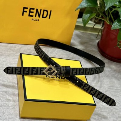Fendl芬迪专柜同款 宽20Mm 原版定制布料 单环皮带钢扣 Ff图案布料材质 棕色皮革内衬 单钉镀钯金属配件 时尚潮流 经典系列