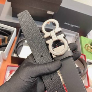菲拉～格慕顶级质量 出货实拍。双面可用荔枝纹黑咖啡经典平面亮枪扣3.5宽度
