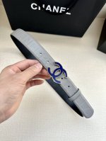 宽度3.0Cm Chanel 香奈儿 女士腰带 小牛皮 此扣头 内侧Cnc走光处理 边角手感圆润配磨胶金属钢扣。