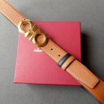 品牌:菲拉格慕 价格:特 尺寸:带宽34mm 正品尺寸 五金材质:专柜精品扣，真空电镀，工艺精细 带身材质:天然头层牛皮.质感十足，手感柔软。时尚个性，经典百搭