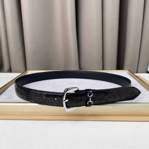 gucci、马衔扣腰带，女士鳄鱼纹，3Cm