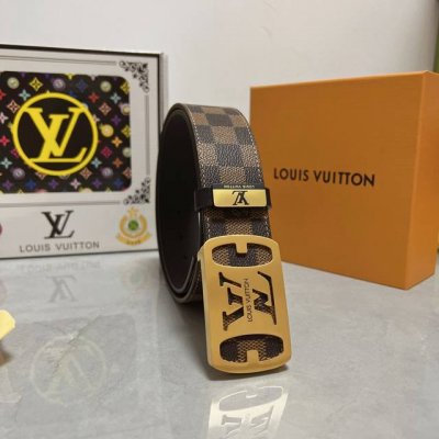 品名：Lv..路易..威登原单 材质：原单牛皮腰带 百分百头层牛皮腰带保证真皮，24K纯钢扣，专柜原单品质、做工精细，时尚大牌，送人自用首选 包装： 请认准如图