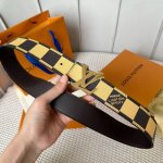 特 寬：40Mm 驢家新品 今季男士新品腰帶 訂製帆布面料襯托棕色小牛皮 搭配雙層字母搭扣 多色選 雙面用