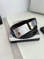 品名：万宝龙.Montblanc原单 腰带 自动皮带 型号：自动带，原版新款纯钢材质自动扣，双面头层牛皮实物拍摄， 材料：百分百头层牛皮，保证真皮。专柜同等质量