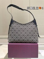 Tory Burch专柜款新款老花Hobo包 经典海军蓝Logo 尺寸更日常 原版布 尺寸31.25