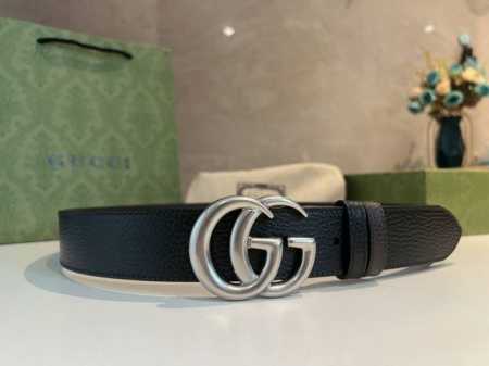 中国新年Gucci男士宠儿精选40Mm腰带，双G带扣旋转设计使用灵活，牛皮手感细腻轻触亲肤，无论设计到做工，倾力打造。 - 点击图像关闭