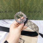 特 Gucci新款腰带，宽度4.0Cm 这款黑色gg皮革腰带匠心之作，专柜同步 适用高腰低腰两种穿戴方式。