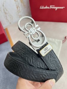 品名：Ferrgamo..菲拉格慕腰带自动带皮带 型号：纯钢材质自动扣，头层牛皮，自动带身 材料：百分百头层牛皮，保证真皮。24K纯钢扣专柜同等质量， 头层牛皮