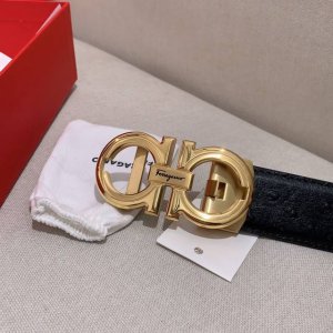 特 P190 菲拉 男士自动扣皮带 宽35Mm 真空电镀，工艺精细 天然头层牛皮.质感十足，手感柔软。时尚个性，经典百搭！可自行搭配，自行裁剪！