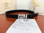 宽度3.5Cm Versace 范思哲 两面手掌纹 此款柔软的皮带饰有一个几何形状的希腊回纹别扣，既时尚又优雅