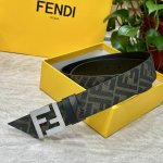 Fendi 芬迪 专柜同款 宽4.0Cm 双环正反用腰带 Ff按钉搭扣 黑色Cuoio Romano皮革材质 反面面料带有烟草黄和黑色Ff图案 黑色珐琅金属饰面