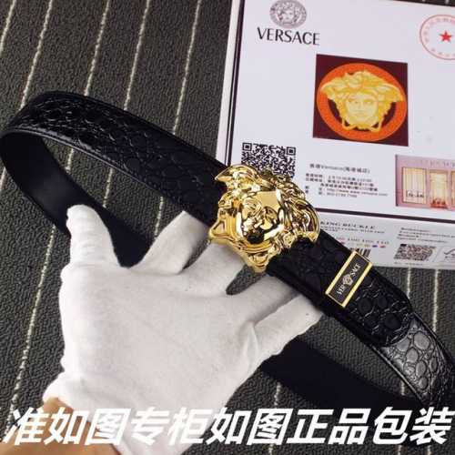 品名：范思哲.Ver Sace鳄鱼纹 型号：认准如图专柜包装，赠送打孔器 材料：百分百头层牛皮保证真皮。鳄鱼纹路美人头，24K钢扣，镶钻工艺专柜同等质量， 送人