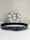 宽度3.5 Cm Dior 迪奥两面腰带款式迷人多样，采用多种材质精心打造，为各式廓形增添点睛之笔，彰显优雅醒目的气质。向迪奥钟爱的细节艺术致敬，彰显非凡的高雅