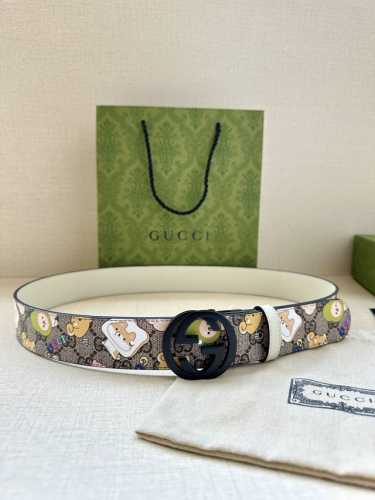 特 宽度3.8Cm Gucci Gg Marmont系列每一季都会推陈出新，为灵感源于70年代的标志性 旋转gg配件注入宠物现代精髓。这款gg Supreme帆