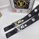 品名 Lv..路易..威登 材质 原单牛皮腰带 百分百头层牛皮腰带保证真皮 24K纯钢扣 专柜原单品质 做工精细 时尚大牌 送人自用首选 包装 请认准如图专柜包