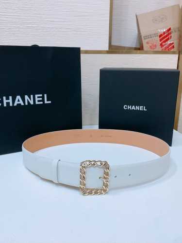 Chanel 24P Cc 水钻. 链节Logo扣. 进口胎牛皮腰带 3.8Cm精品 精致 典雅 Chic又时髦.