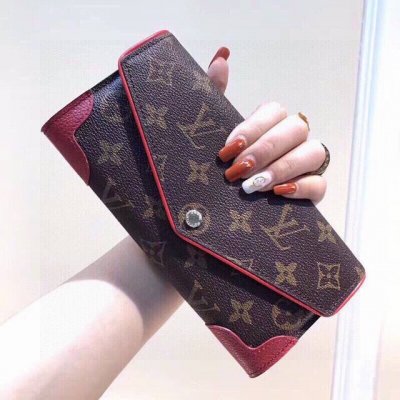 颜色 红尺寸 19X10Lv专柜款经典美妞必备两折钱包做工精细手感无敌3外置手机位内置超多卡位让你爱不释手