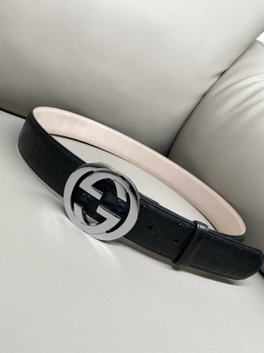 Gucci 古驰 经典永不过时 热压G进口牛皮 变色树膏底 双G对扣 大气上档次 大花