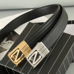 特 杰尼亚 双面头层牛皮自动带 宽3.5Cm 官网同步，不锈钢金属标识，适合商务低调人士！自动扣款式