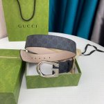 特 配全套包装礼盒 G U C C I 渠道货顶级品质 宽度40毫米 全新升级的经典镀钯搭扣 扣头的大小精致做工与专柜一致 可对比 带身采用品牌定制专用面料