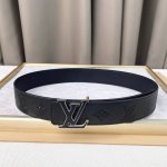 lv。商务休闲、正装均可佩戴！3.8Cm 最新款扣头，抛光扣头、时尚百搭