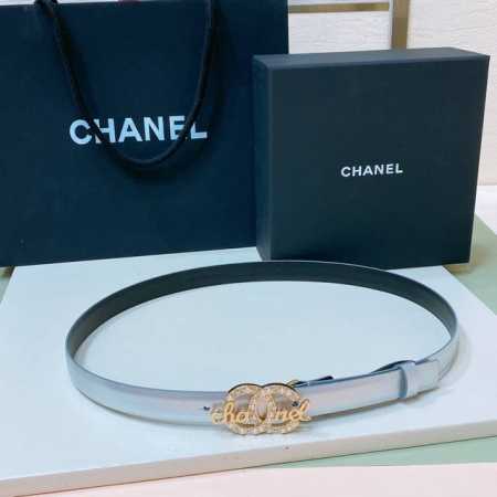 特 C Hanel 24S Cc 珍珠 与 水钻 Logo字母搭扣 黄铜金属小牛皮腰带 手感柔软 细腻 2.0Cm - 点击图像关闭