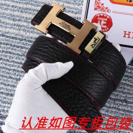 男士腰带：爱马仕 原单 男士皮带：百分百头层牛皮，保证真皮。24K纯钢扣双面可用专柜同等质量， 送人自用首选 包装： 请认准如图专柜包装，赠送打孔器，银联发票， - 点击图像关闭