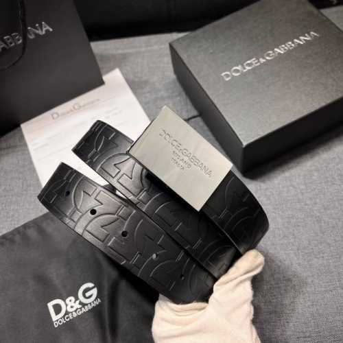 特 杜嘉班纳 宽3.5Cm 新款 压花小午皮简约百搭腰带，Dolce&Gabbana Milano 标牌装饰别具一格