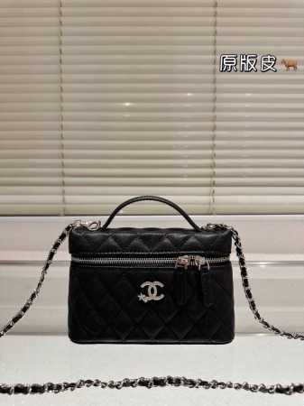 头层牛皮 Chanel 盒子包 慵懒随性又好背 上身满满的惊喜 高级慵懒又随性 彻底心动的一只 Size：19.13 - 点击图像关闭