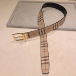 Bu、Rberry 巴宝、莉经典花纹皮带搭配简约Tb旋转扣头、百搭不挑人、两面都能用、可休闲可正式、风格切换自如、送礼首选尺寸3.5Cm 顶级