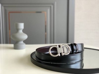 正品有售Ferragamo 菲拉格慕 Italy专柜在售正品 此款采用原厂进口皮制作 走线油边细致 正品开模 搭配原版Gancio五金 3.5Cm规格 顶级