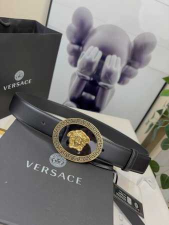 范思哲versace，此款腰带采用精美的意大利皮革于意大利制造。3.5Cm宽 - 点击图像关闭