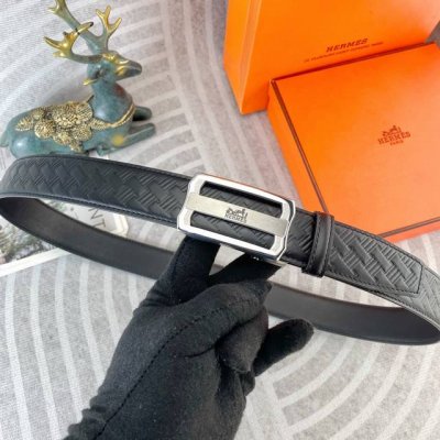 爱马仕 特种皮腰带自动带系列 ，原厂五金精品不锈钢扣，手感柔软舒适 宽3.5Cm。