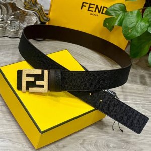 fendl 芬迪 宽40Mm双面原版小牛皮 搭配单钌钯电镀扣 完美的手感.油边 出众的设计.风格 高贵奢华 时尚大方 高清实拍 货真价实 品质保证 双面用