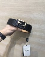 配送专柜包装 打孔针 特 新款 Fd 宽38Mm 老花斜纹F标志造型，原版黑色压花皮底，支持Nfc 双间色扣 搭配标志性F戒子，进口小牛皮制成，镀金表面金属制品