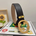 品名：古奇.Gu...Ci 原单 材质：原单牛皮腰带 专柜原单品质、做工精细，时尚大牌，送人自用首选 包装： 请认准如图专柜包装赠送打孔器手提袋专柜礼盒宽度3.