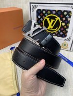 品名：Lv..路易..威登原单 材质：原单牛皮腰带 百分百头层牛皮腰带保证真皮，24K纯钢扣，专柜原单品质、做工精细，时尚大牌，送人自用首选 包