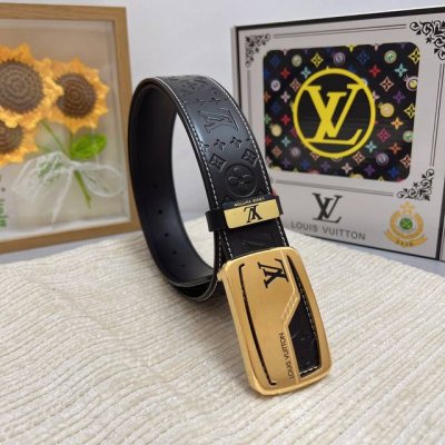 品名：Lv..路易..威登原单 材质：原单牛皮腰带 百分百头层牛皮腰带保证真皮，24K纯钢扣，专柜原单品质、做工精细，时尚大牌，送人自用首选 包装： 请认准如图