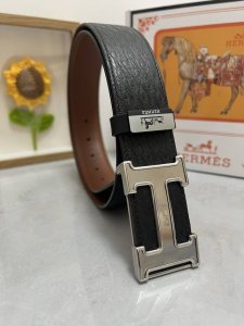 品名：爱马仕.HermèS 原单 材质：原单牛皮腰带 百分百头层牛皮腰带保证真皮，24K纯钢扣，专柜原单品质、做工精细，时尚大牌，送人自用首选 包装： 请认准如